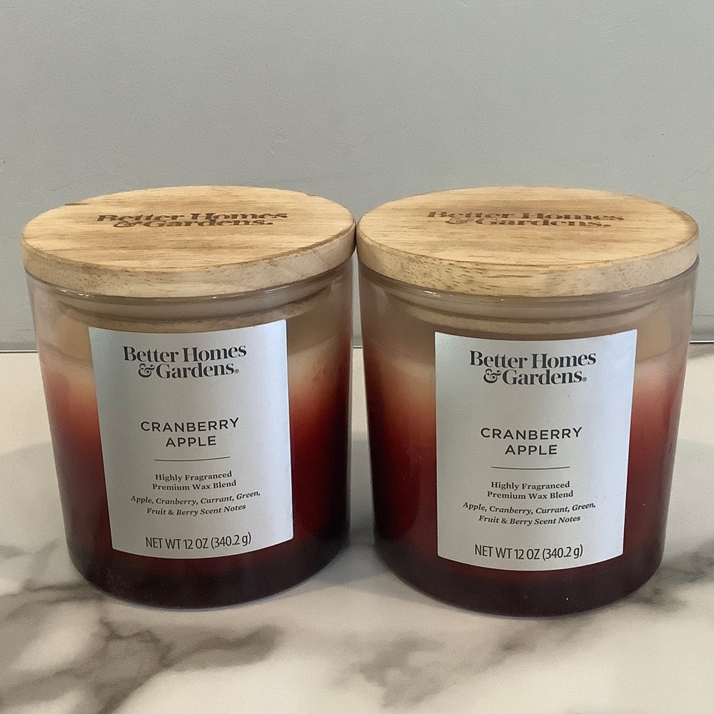 Better Homes And Gardens Cranberry Apple Candle Set - Red and Cream